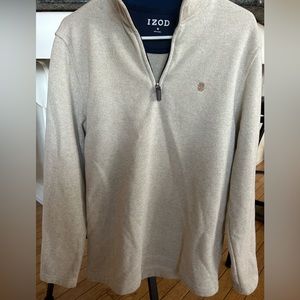 Men IZOD 1/4 zip pullover- like new! Sz. M 😍
